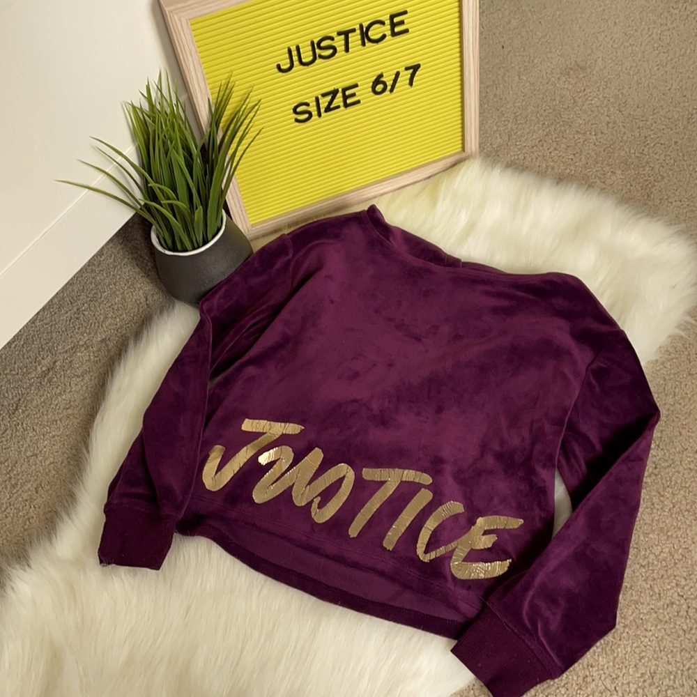 Justice velvet hoodie size 6/7
